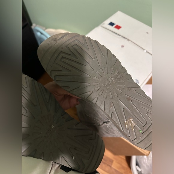 EUC Gray Uggs - Picture 5 of 16